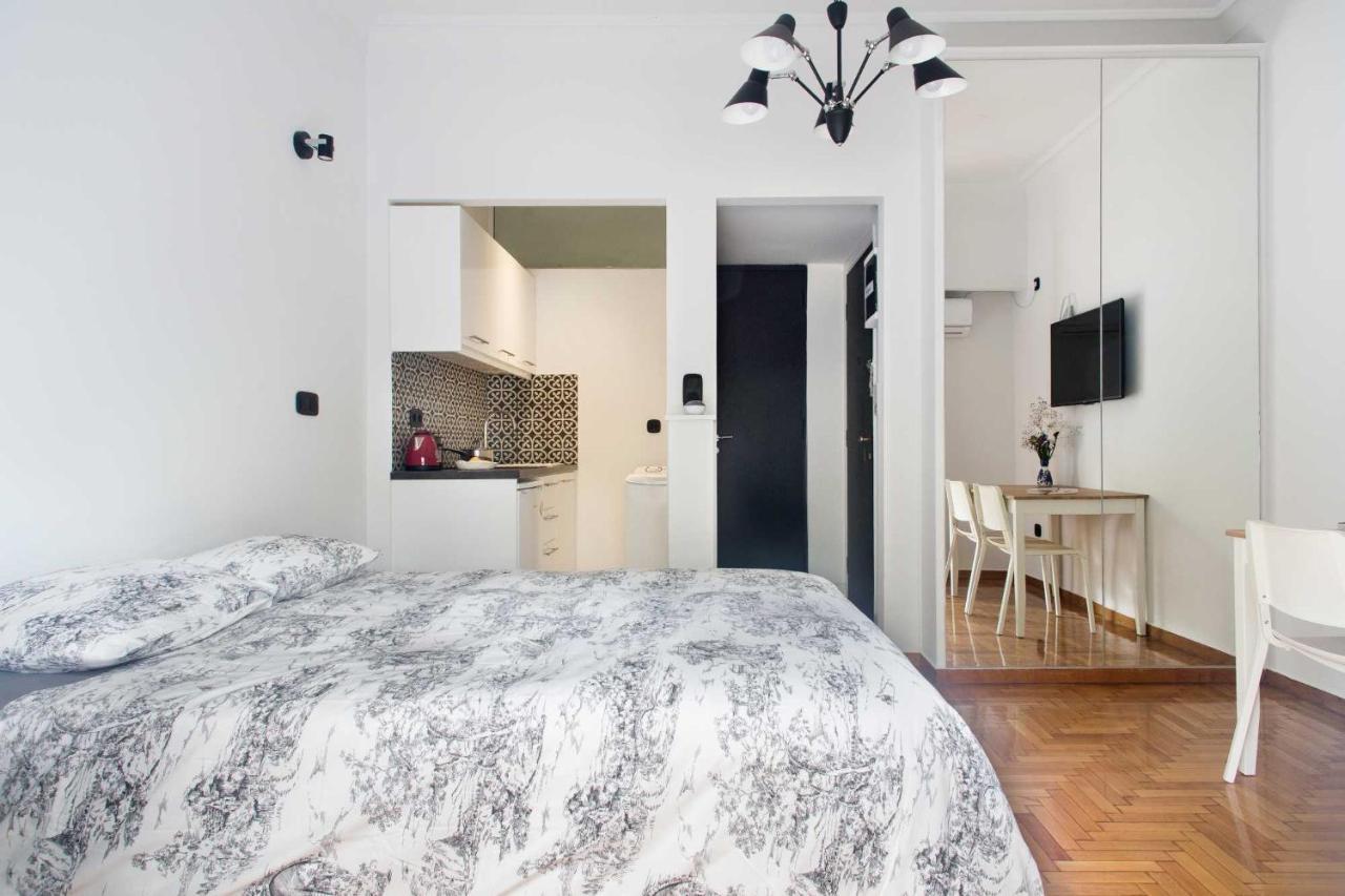 Newly Renovated Studio Downtown Athens! Zewnętrze zdjęcie